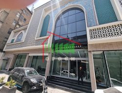 درب و پنجره شیشه ای